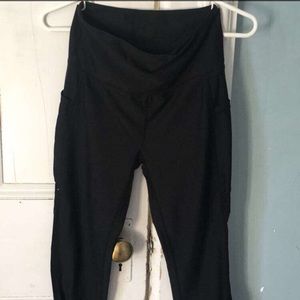 Black athletic leggings full length